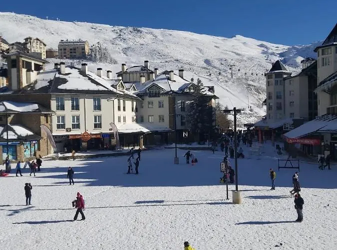 Lejlighed Bed And Snow Art *